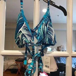 La Blanca bikini top